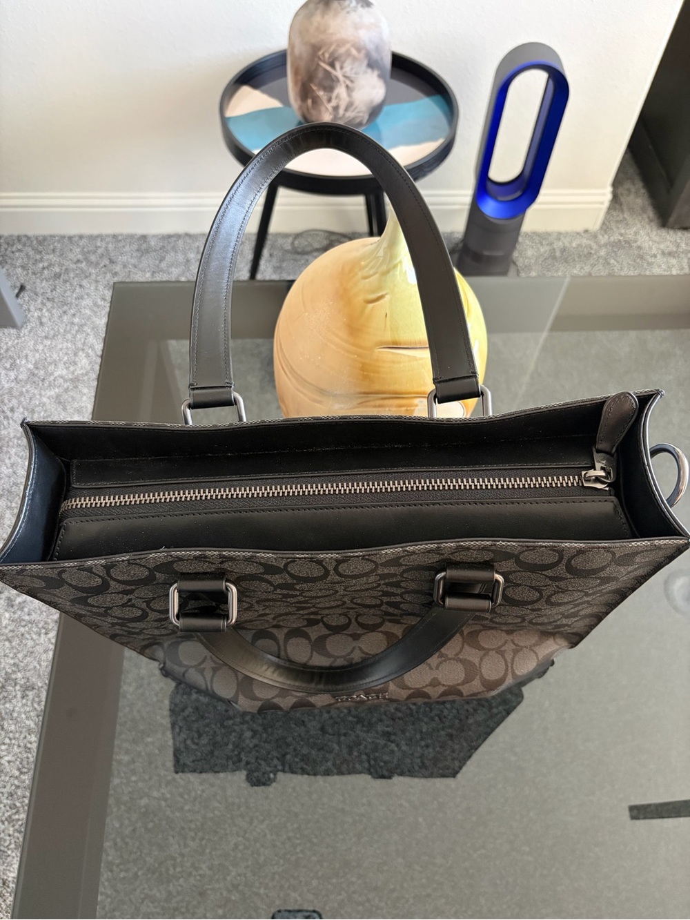 Coach Graham Structured Tote Bag in Black and Grey Signature Canvas and Leather - Picture 2 of 4